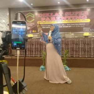 Kegiatan Diklat Super Parenting Khoiru Ummah Makassar Kegiatan Diklat Super Parenting Khoiru Ummah Makassar