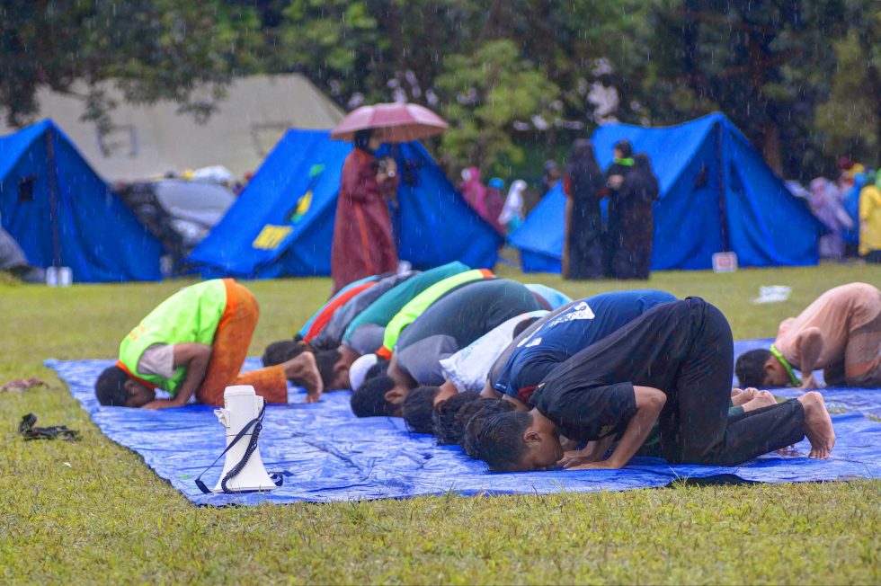 Khoiru Ummah – Ibadah Sepanjang HariKU Khoiru Ummah – Ibadah Sepanjang HariKU