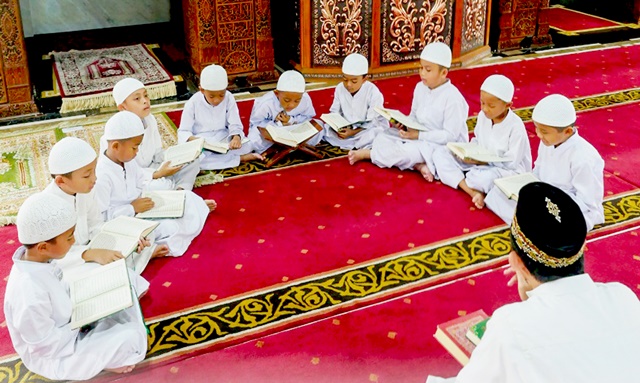 Konsep Khas Khoiru Ummah Sebagai Sekolah Tahfizh Terbaik Konsep Khas Khoiru Ummah Sebagai Sekolah Tahfizh Terbaik
